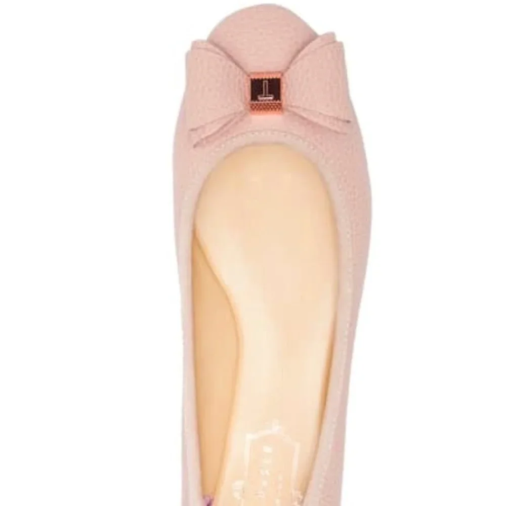 Ted Baker London Light Pink Ballet Flats with Bow - Picture 1 of 8